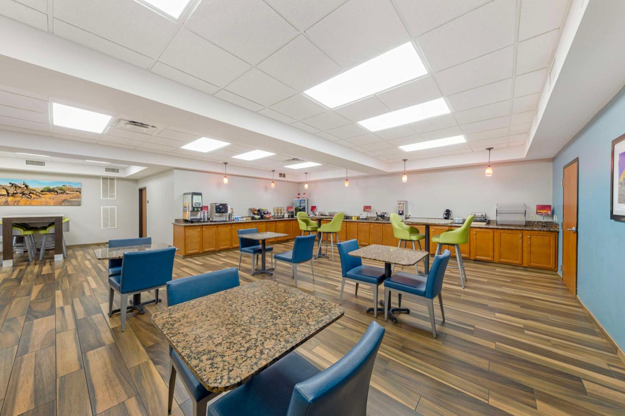 Best Western Plus Midwest City Inn & Suites Exterior foto
