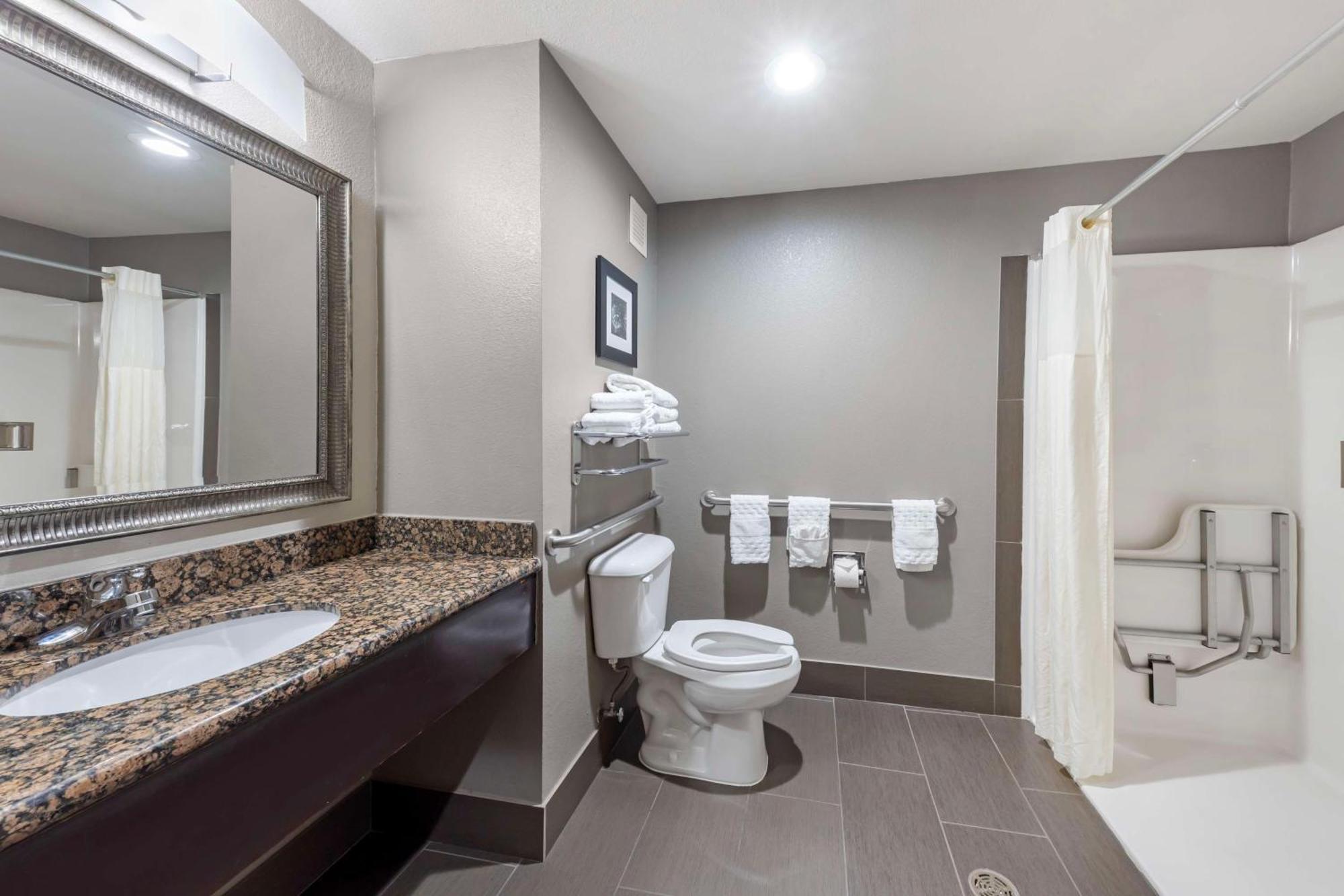 Best Western Plus Midwest City Inn & Suites Exterior foto