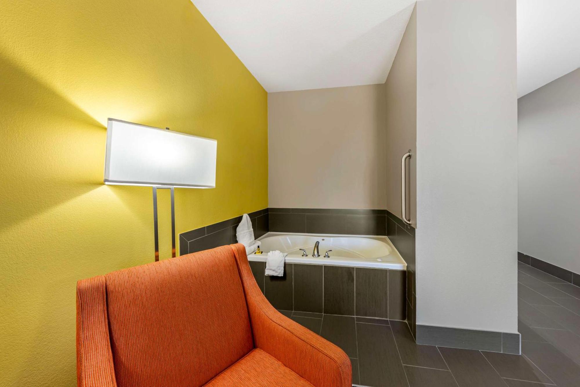 Best Western Plus Midwest City Inn & Suites Exterior foto