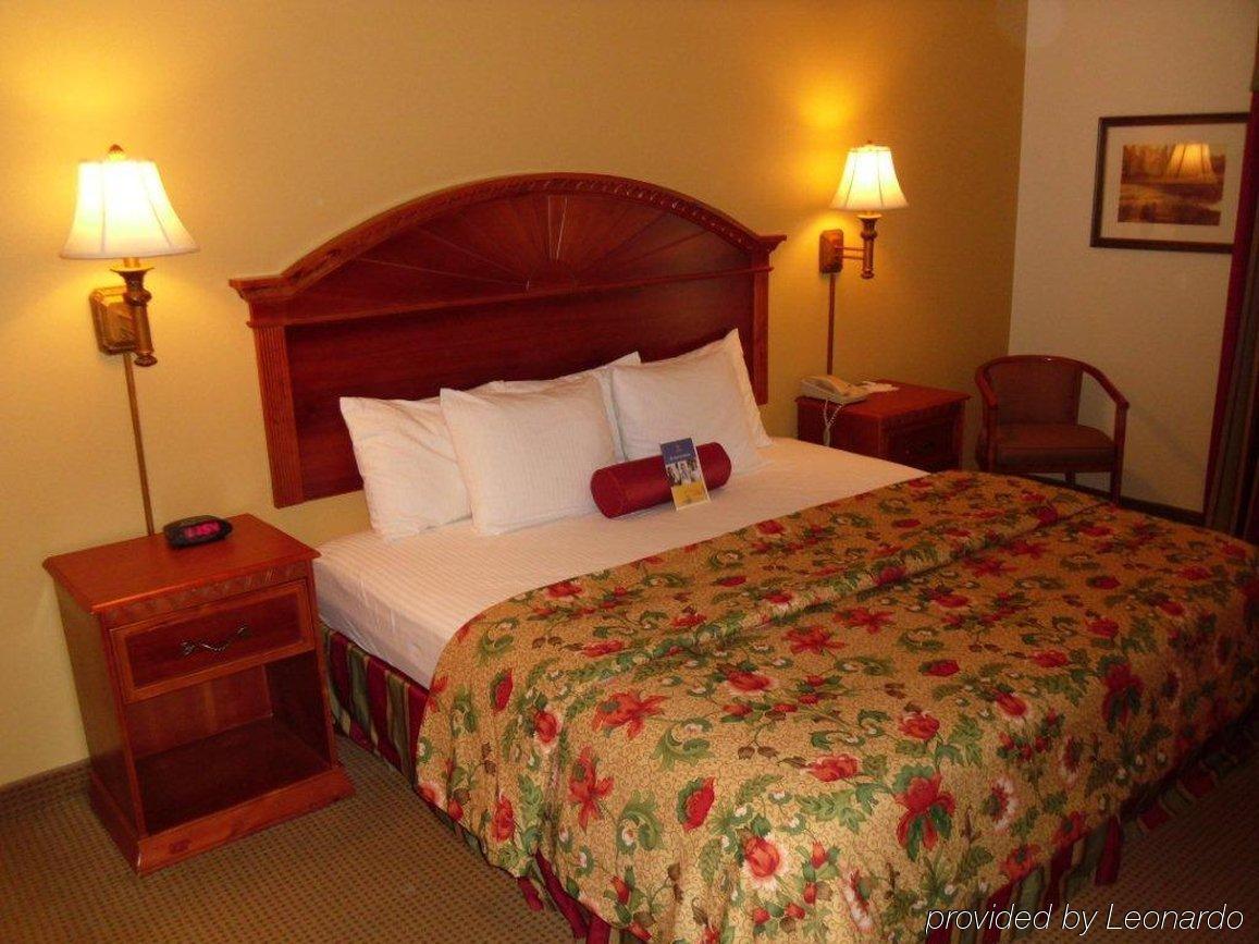 Best Western Plus Midwest City Inn & Suites Habitación foto