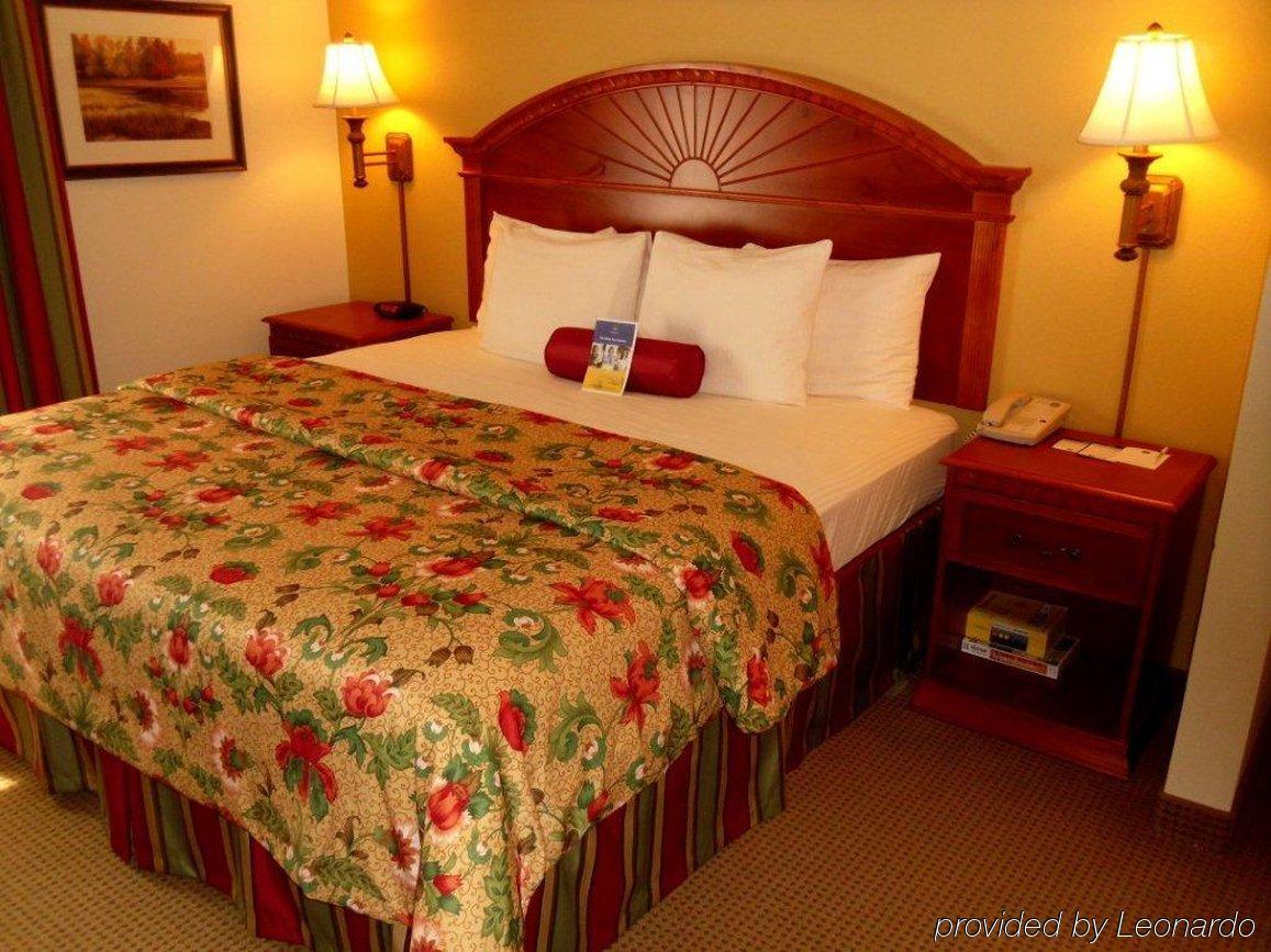 Best Western Plus Midwest City Inn & Suites Habitación foto