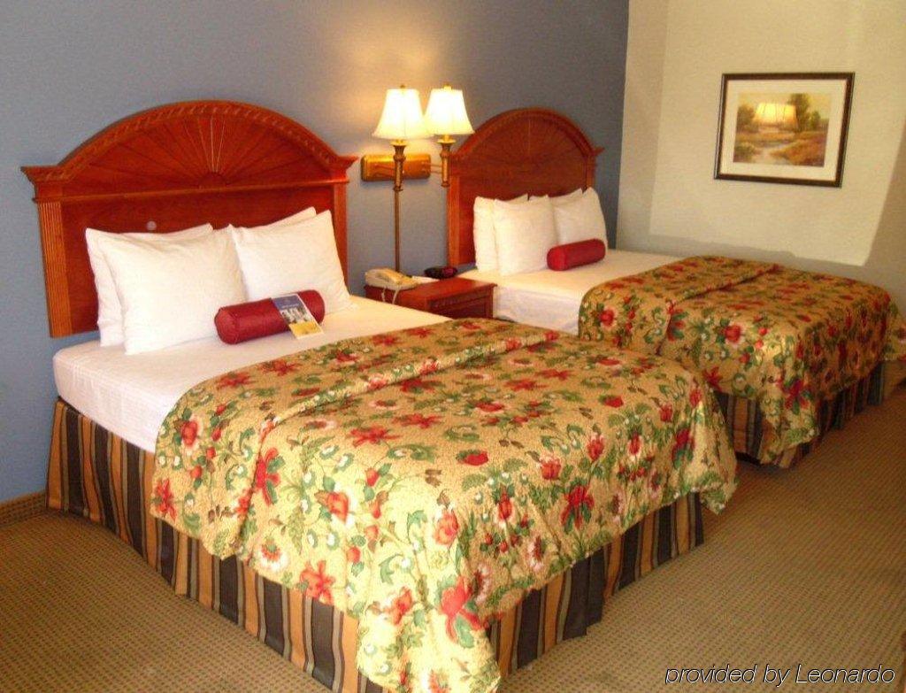 Best Western Plus Midwest City Inn & Suites Exterior foto