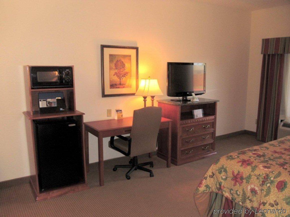 Best Western Plus Midwest City Inn & Suites Habitación foto